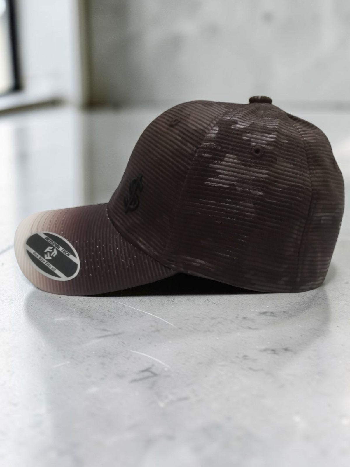 Imported  Fitted Cap "$ Signature " | Free Delivery