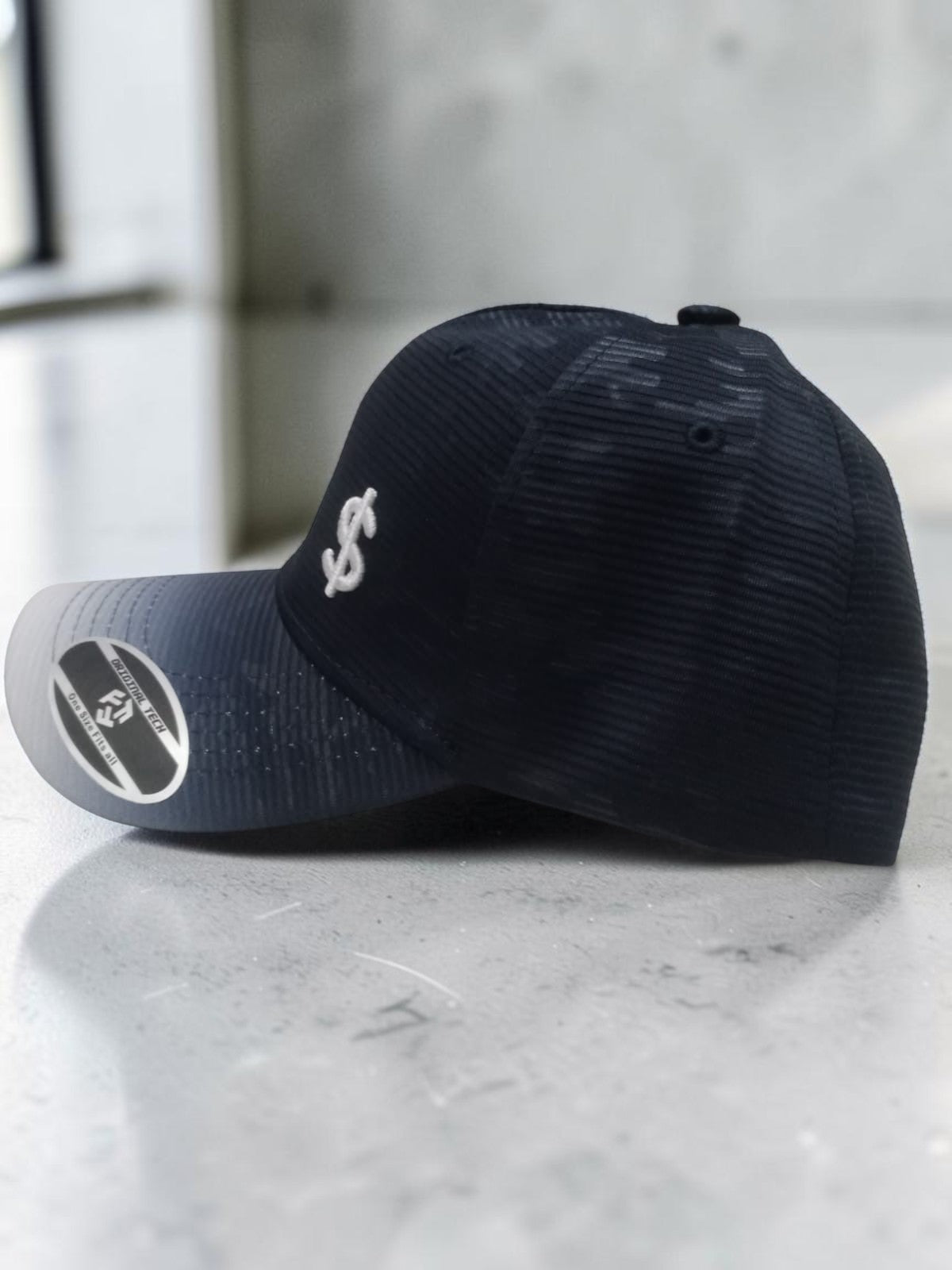 Imported  Fitted Cap "$ Signature " | Free Delivery